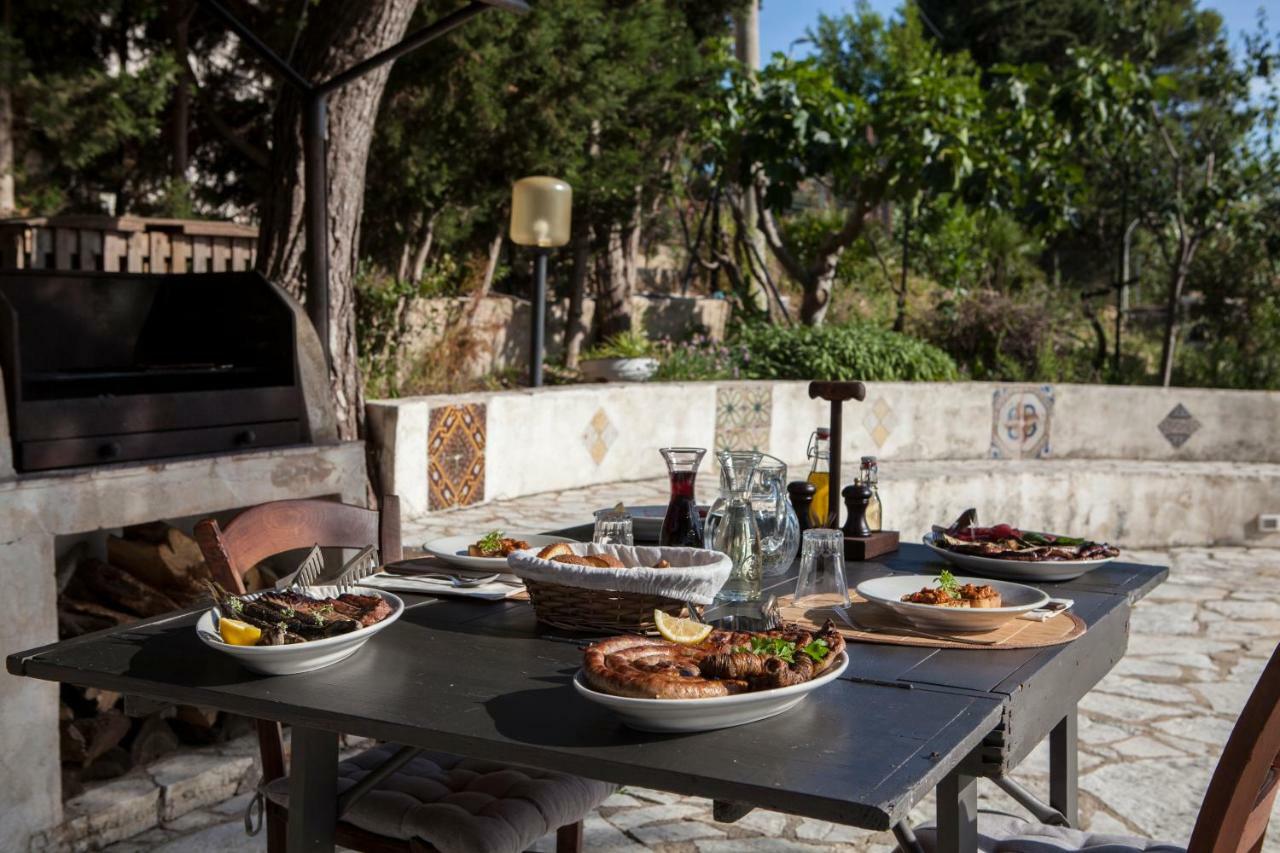 Sogno Siciliano Turismo Rurale Guest House เอริเช ภายนอก รูปภาพ