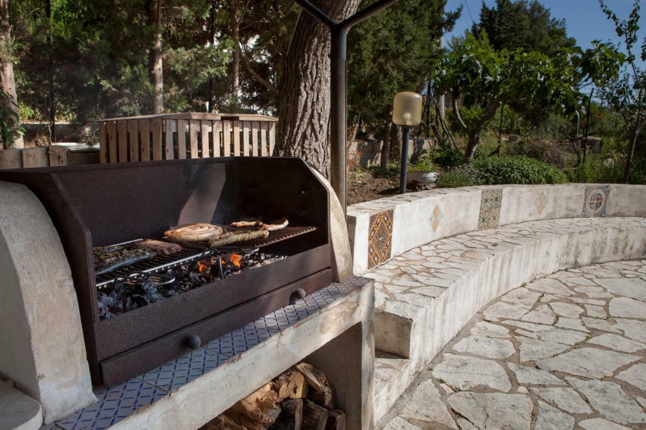 Sogno Siciliano Turismo Rurale Guest House เอริเช ภายนอก รูปภาพ