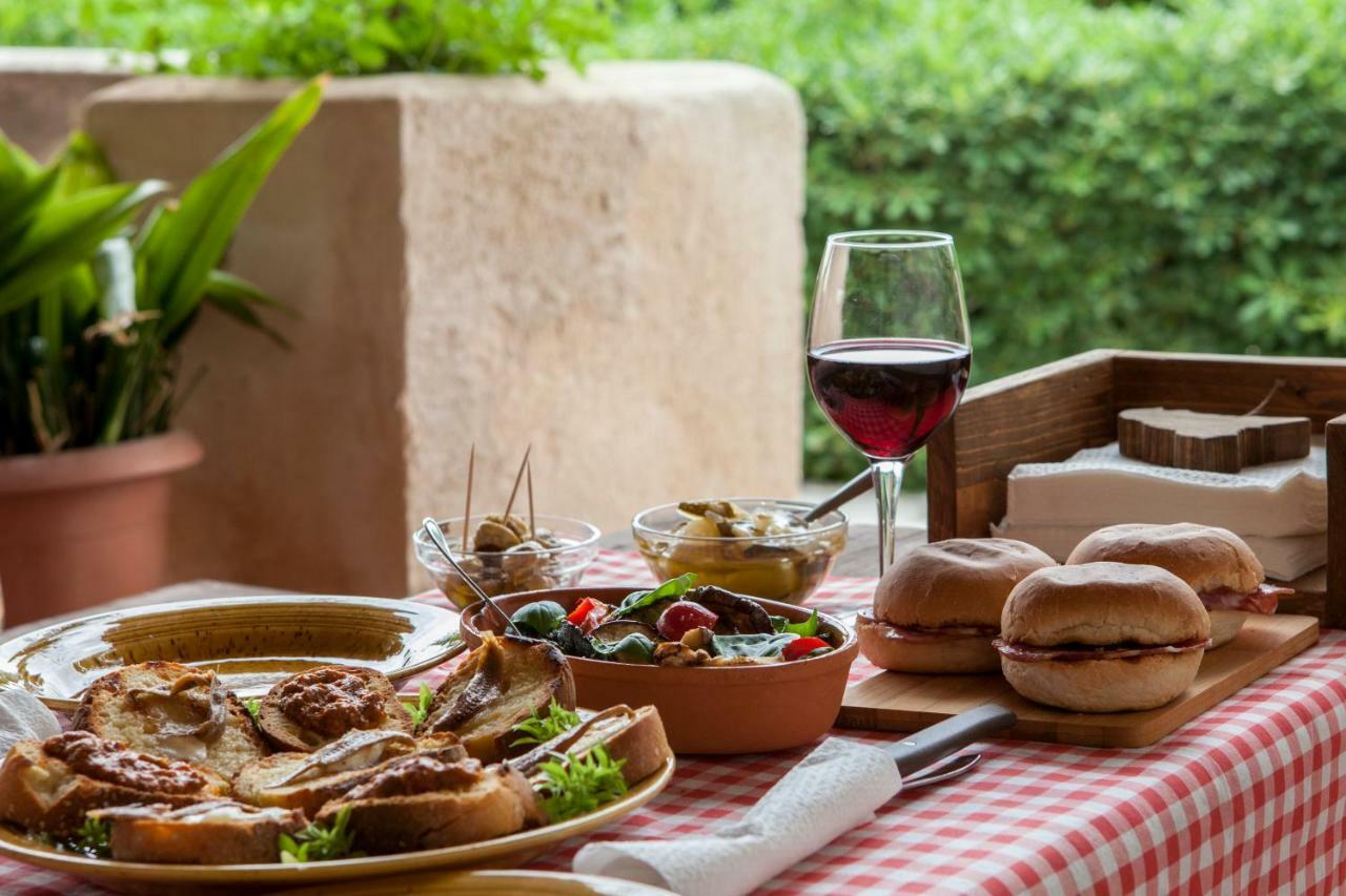 Sogno Siciliano Turismo Rurale Guest House เอริเช ภายนอก รูปภาพ